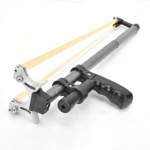 Questa è una piccola catapulta per fucile telescopico a tre stadi, facile da installare, trasportare e utilizzare.